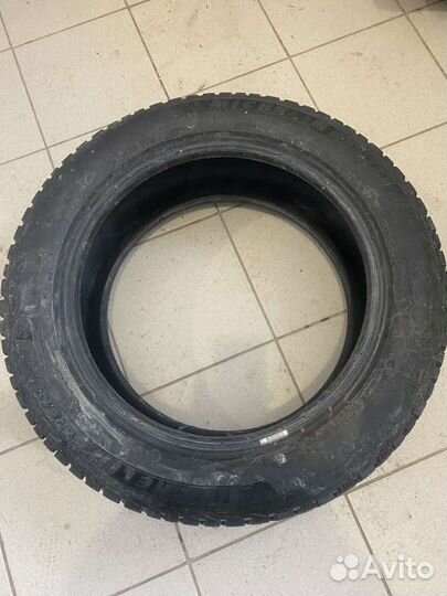 Michelin X-Ice North 4 SUV 235/55 R18 104