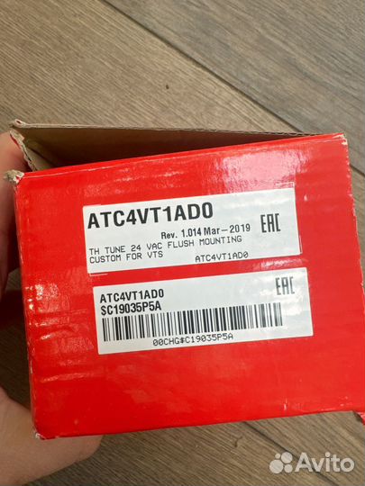 Блок управления с жк-дисплеем carel ATC4VT1AD0