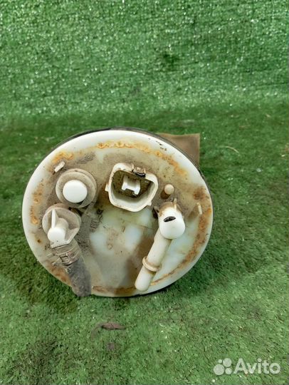 Насос топливный Mitsubishi Lancer Cedia