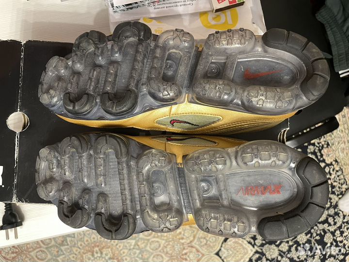 Nike Air VaporMax 97 Gold
