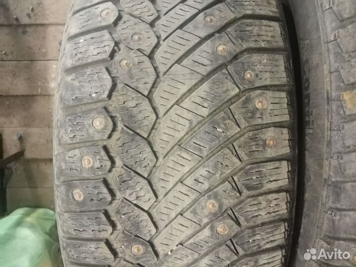 Continental ContiIceContact 215/55 R16