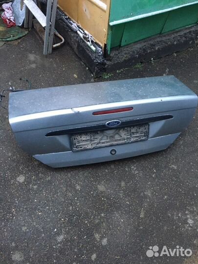 Форд Фокус-1 Крышка Багажника
