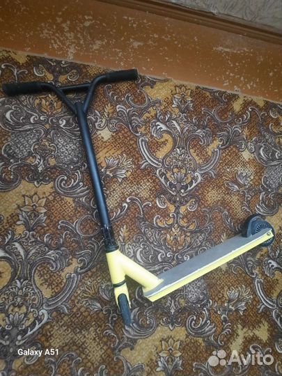 Трюковой самокат