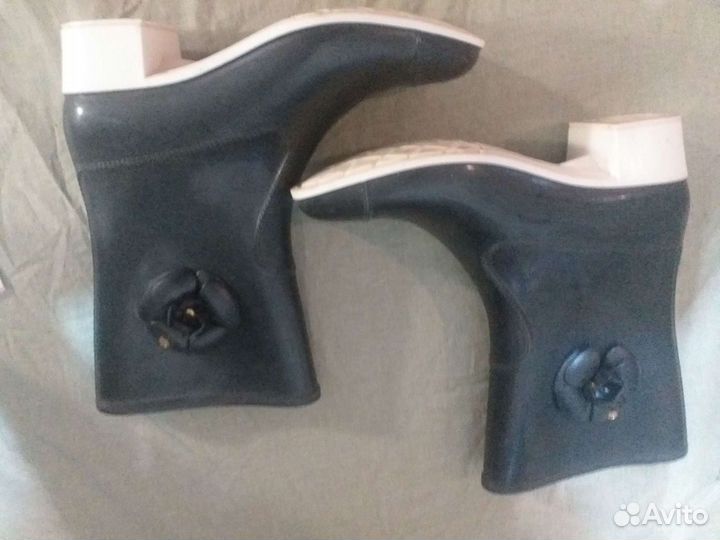 Резиновые сапоги