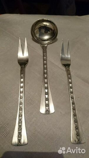 Серебряные столовые приборы 916 и 875 пробы