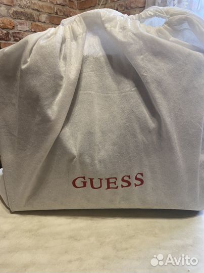 Продаю сумку guess оригинал