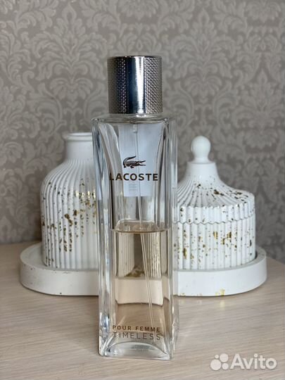 Lacoste pour femme timeless