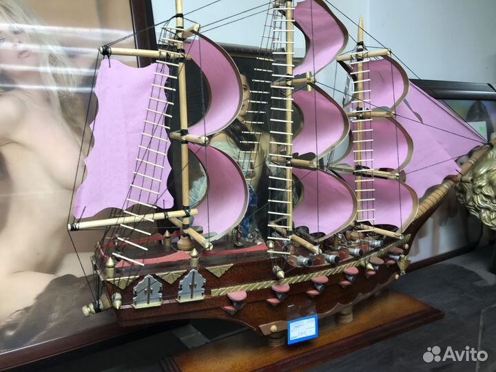 Модель парусника