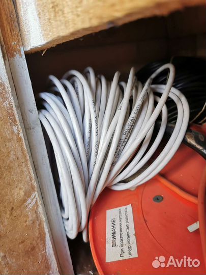 Кабель витая пара, гофртруба и прочее