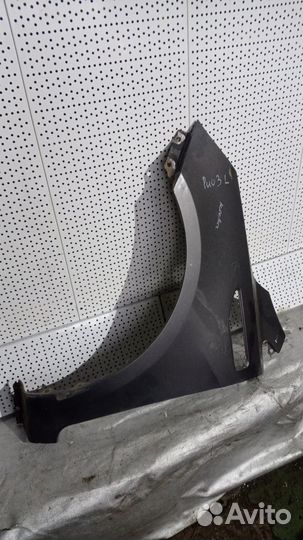 Крыло левое Киа Рио 3, неоригинал