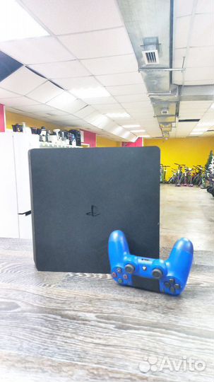 Игровая приставка Sony PlayStation 4 Slim