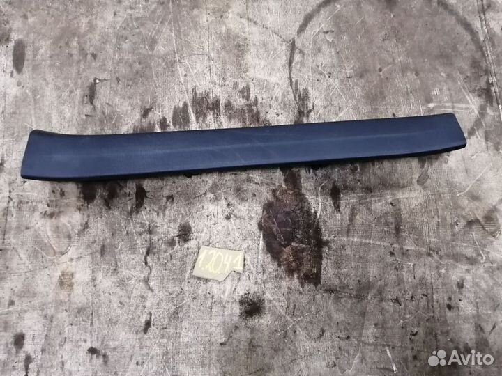 Накладка порога левая / правая Mazda Mazda 3 BM