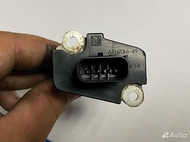 Расходомер воздуха Jeep Cherokee KJ 2006 AFH70M-49