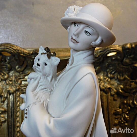 Capodimonte.Леди.Собака.Италия