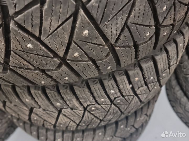 Dunlop Ice Touch 225/50 R17 94T