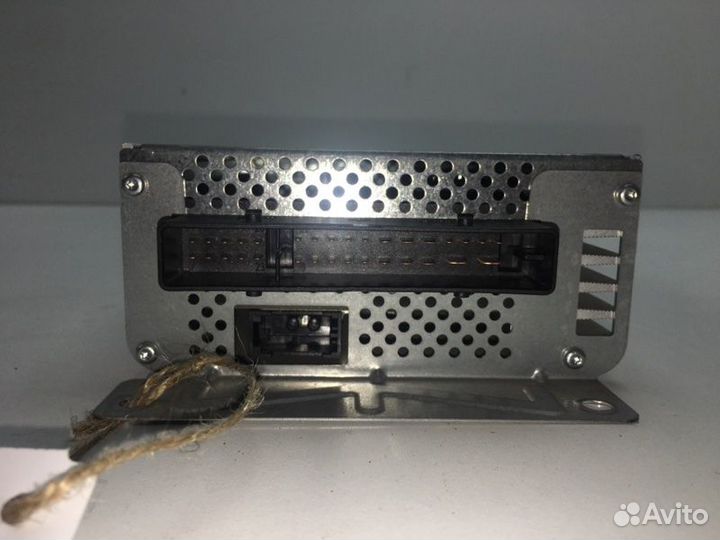 Усилитель акустической системы Audi A6 4F2 BDW