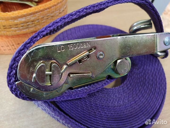 Стяжные ремни для крепления груза