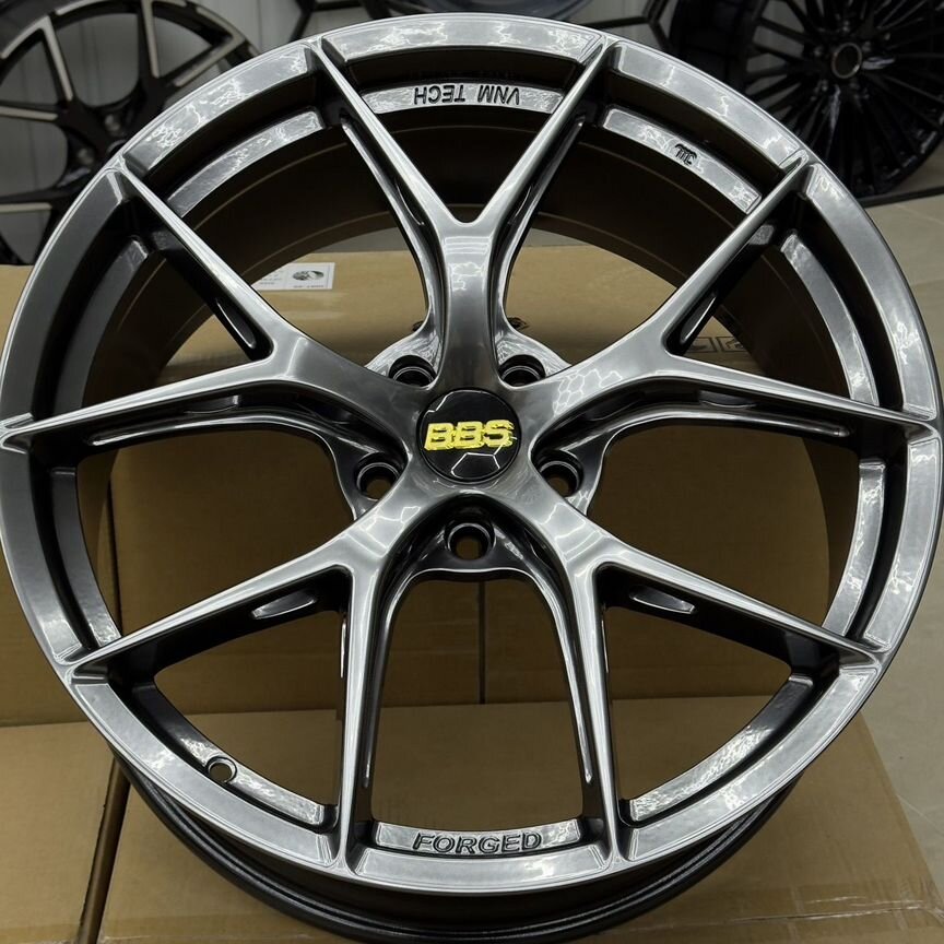 Литые диски Powcan 8.5×R20 5×120