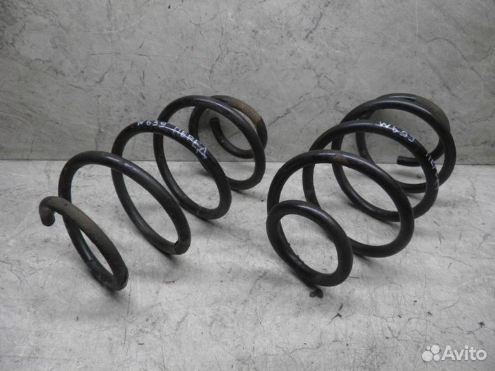 Пружина передняя Mercedes Viano W639