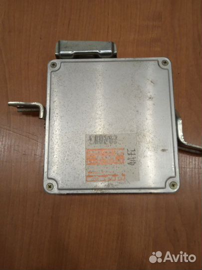 Блок управления двигателем Toyota Carina E лифтбэк