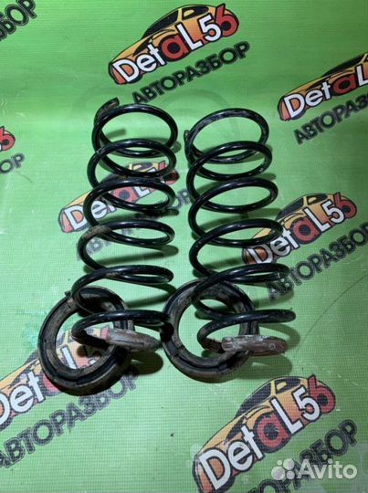 Пружина задняя передняя Kia Rio 1