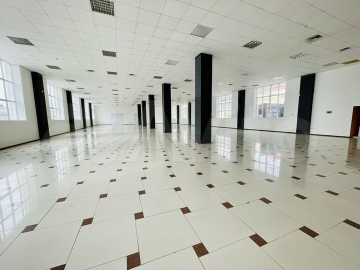 Торговая площадь, 320 м2