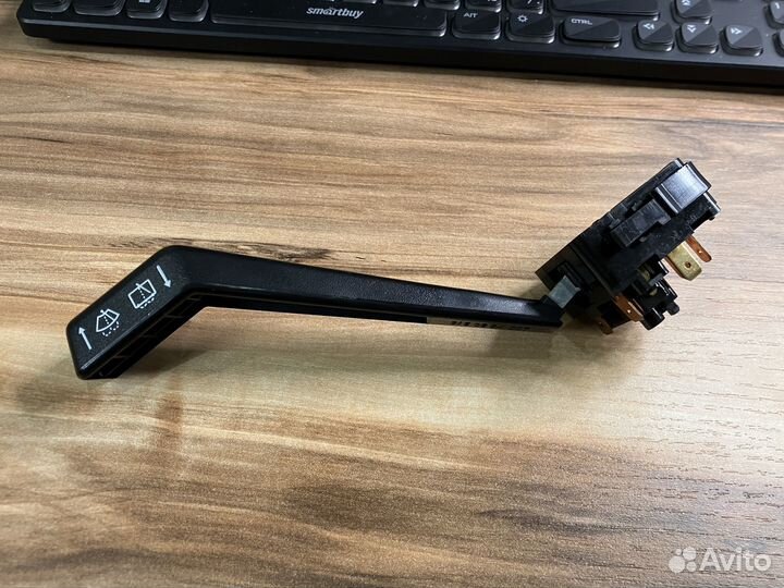 Переключатель подрулевой стеклоочистителя