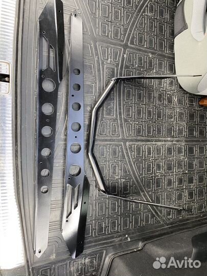 Усиленный задний бампер Skinz