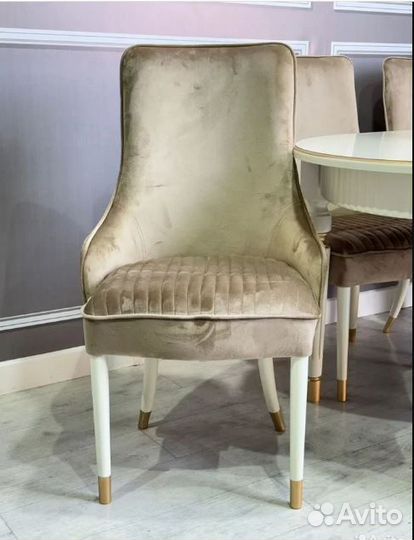 Стол и Стулья