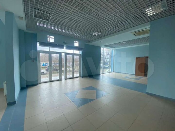 Сдам торговое помещение, 1100 м²
