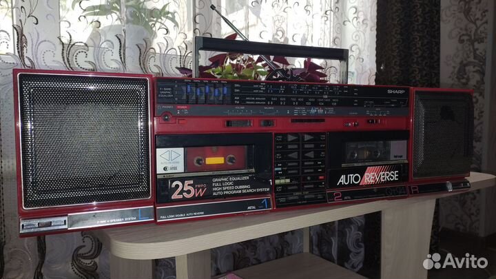 Кассетный магнитофон sharp