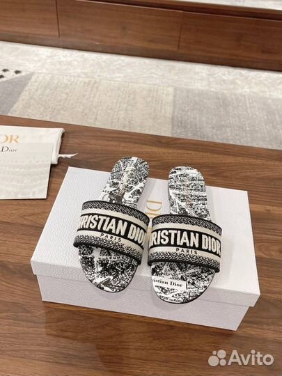 Шлепки женские Christian Dior