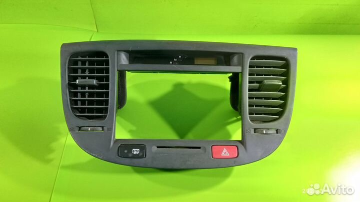 Рамка магнитолы для Kia Rio 2005-2011