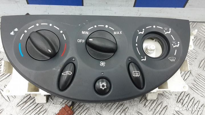 Блок управления климатической установкой Citroen C