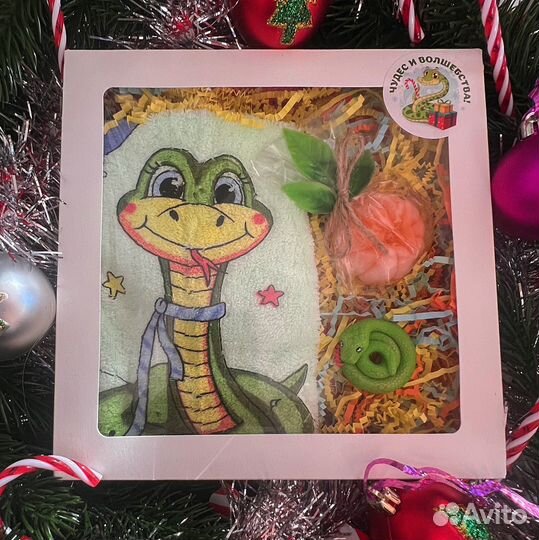 Новогодние подарочные наборы