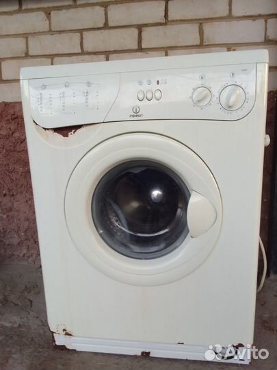 Стиральная машина indesit
