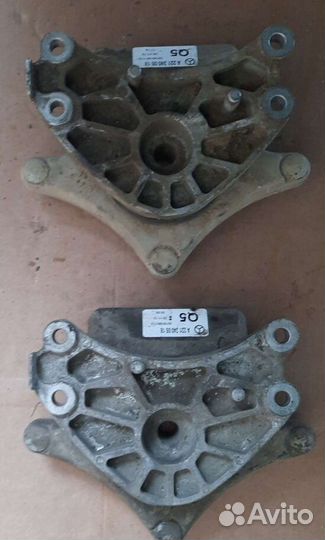 Опора АКПП Mercedes A2212400518