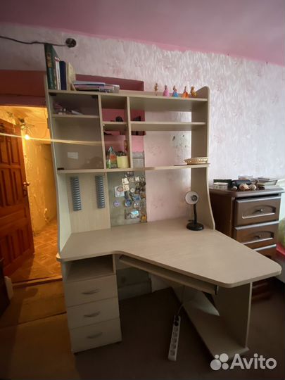 Компьютерный стол