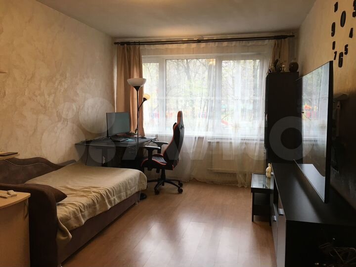 3-к. квартира, 60 м², 1/9 эт.