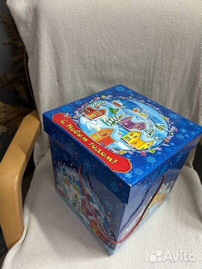 Коробки для новогодних подарков