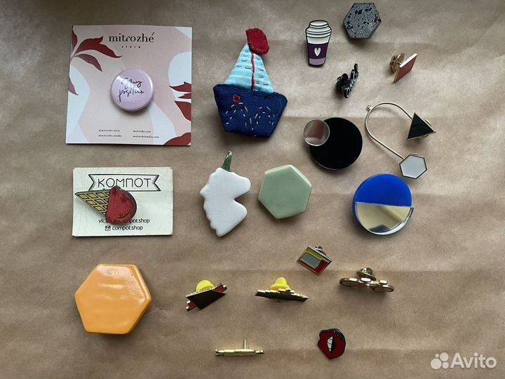 Значок брошь