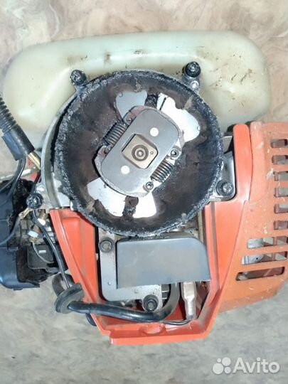 Продам бензокосу на запчасти