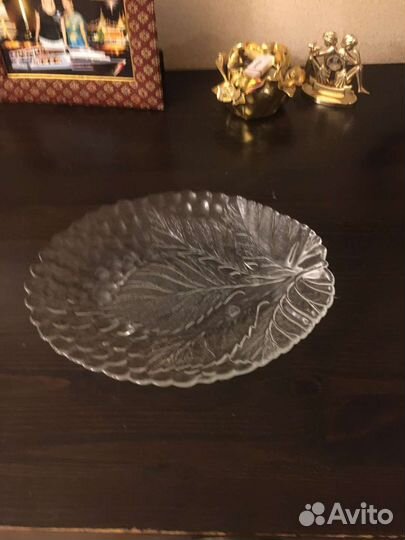 Блюдо и салатники стеклянные