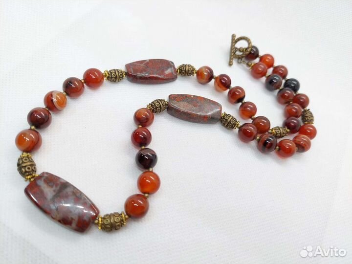 Колье Яшма, Агат