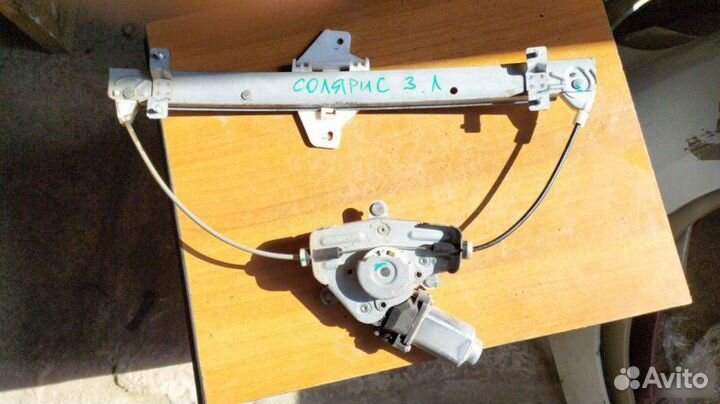 Стеклоподъемник задний Hyundai Solaris