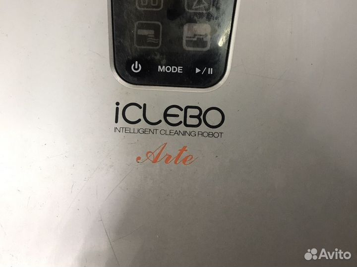 Робот пылесос Yujin iclebo Arte