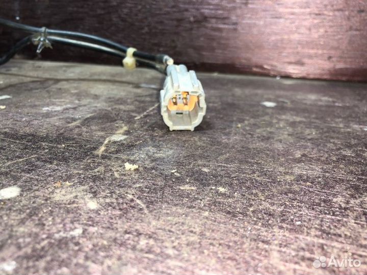 Датчик ABS задний Nissan Skyline V35 VQ25DD 2005