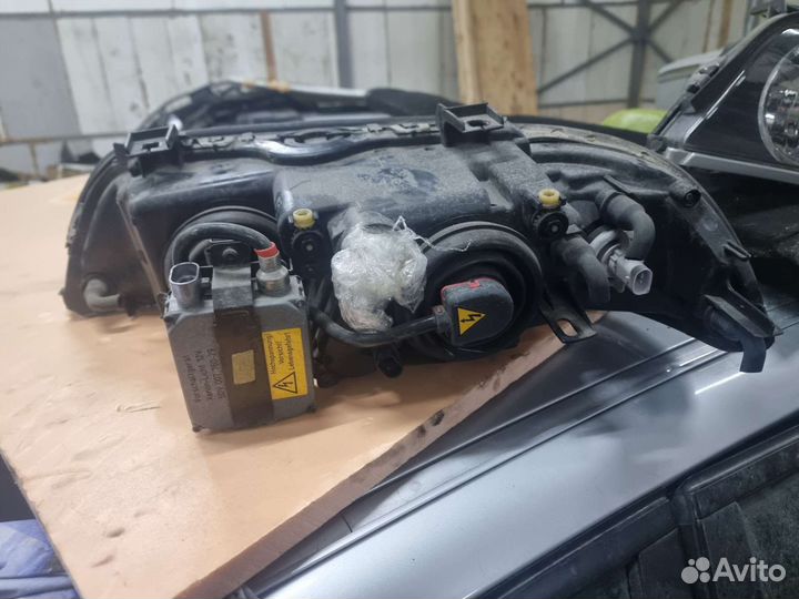 Фары BMW е39 рест ксенон