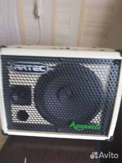 Гитарный комбоусилитель artec A25D