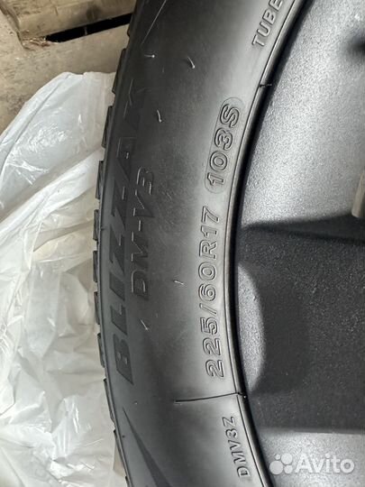 Колеса Bridgestone 225/60R17 KIA sportage